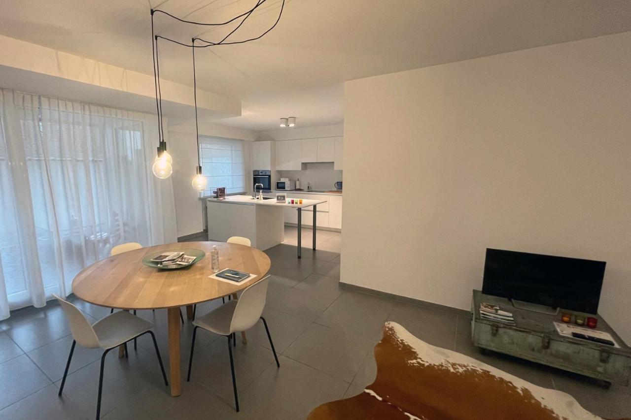 Apartment With Free Covered Parking - City Center Gand Extérieur photo